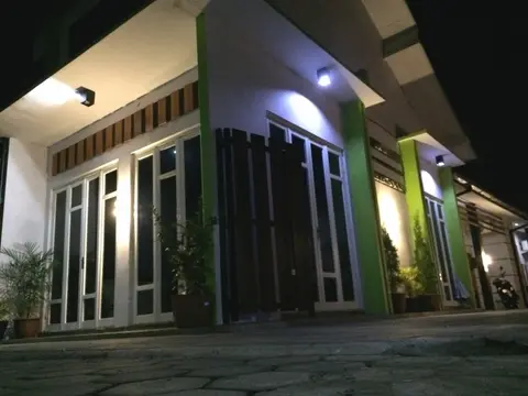 homestay omah arto moro penginapan pusat kota wonosari